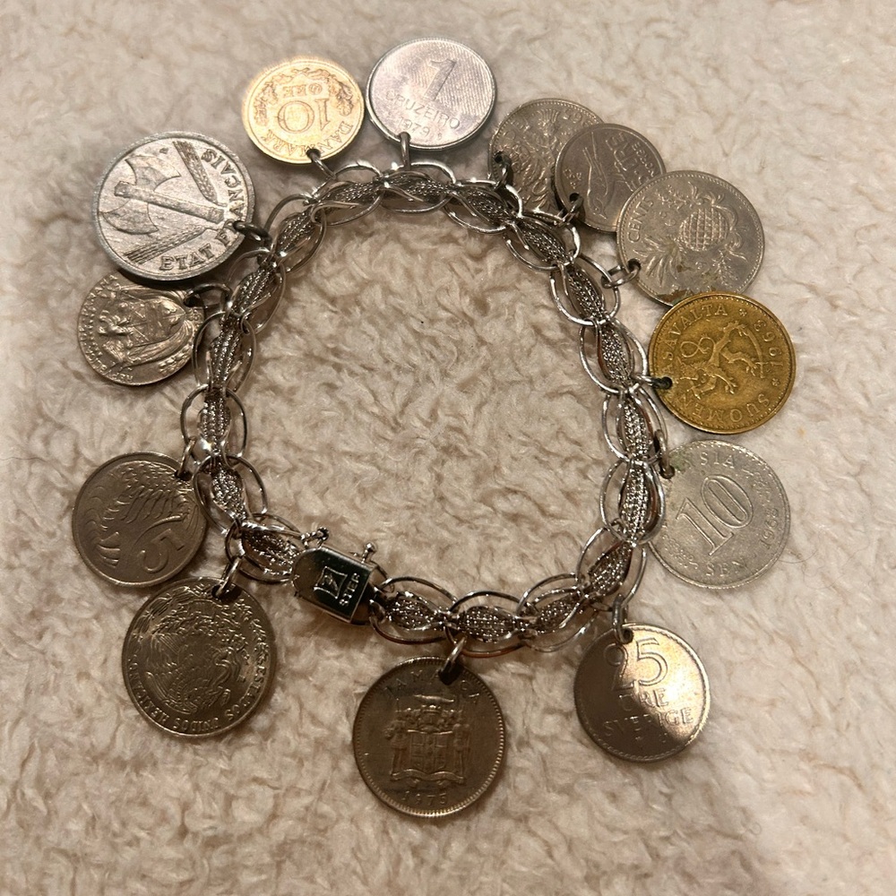 Sterling silver Coin of the world Charm Bracelet